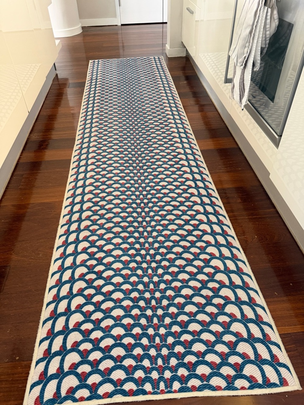 CYNTHIA ROWLEY X Ruggable LAMELLA BLUE RUG and rig pad - Picture 2 of 3